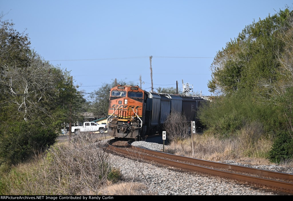 BNSF 6371 Rear DPU